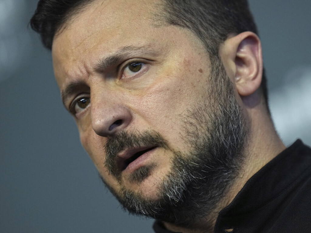 Kursk, gli ucronazisti avanzano… indietreggiando