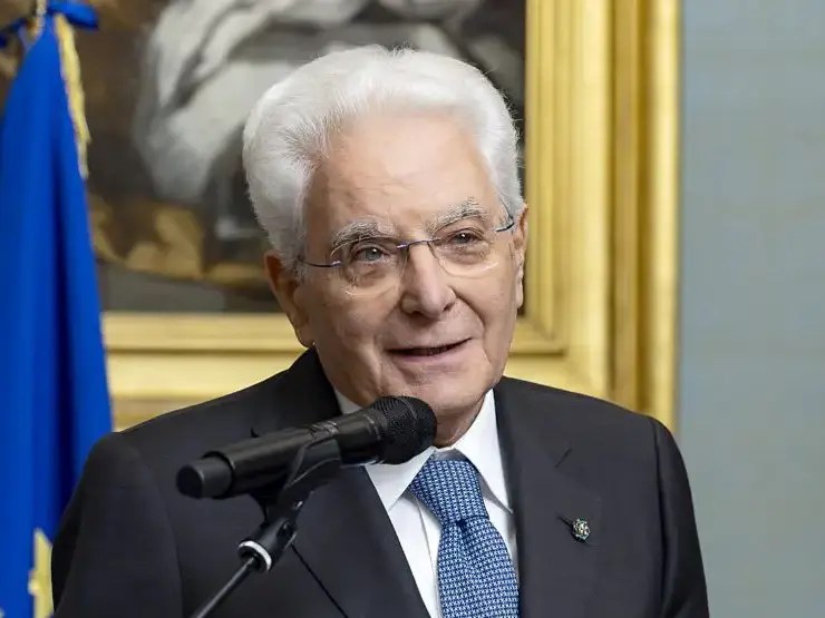 La Guerra è alle porte ma Mattarella parla di altro
