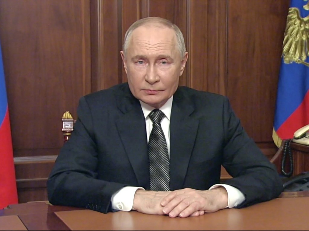 Putin avverte la NATO: Non potete fermare i missili ipersonici russi.