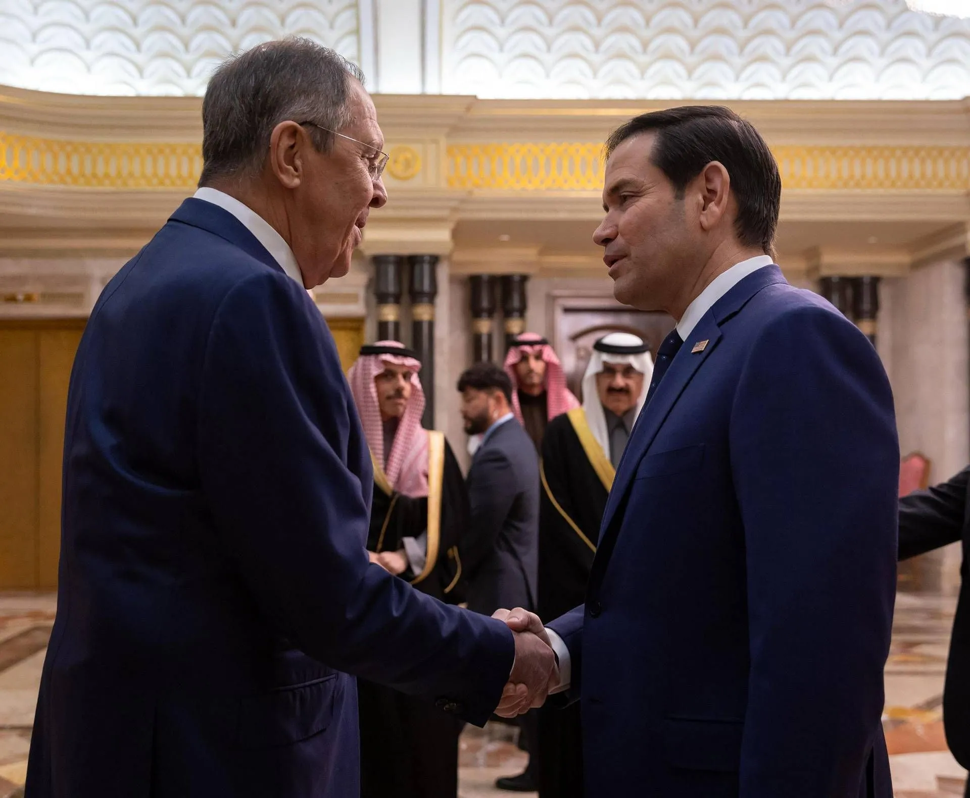 Riad: Colloqui tra Stati Uniti e Russia